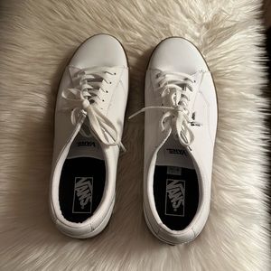 Men’s white Vans size 10.5